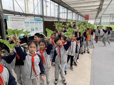 校地共建助推劳动教育精品课程建设